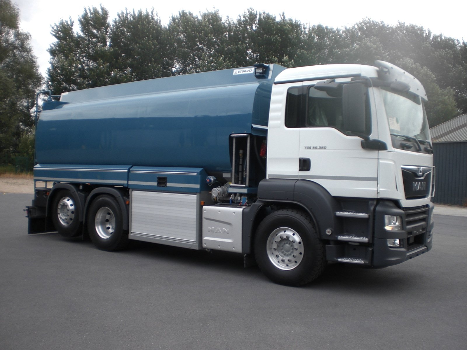 Road tankers for fuel transport